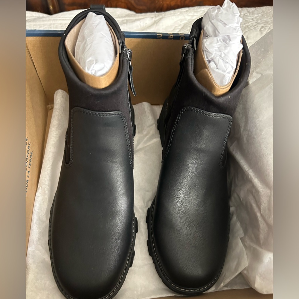 Dr. Scholl's Hitch Chelsea Women's Black Boot Sz 8.5